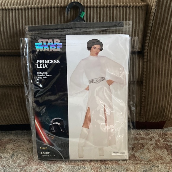 Spirit Other - Spirit Star Wars Princess Leia Costume w/ Belt and Wig,Adult size large (12-14)